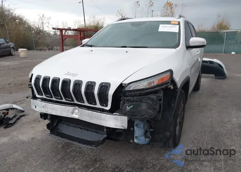 2015 Jeep Cherokee Latitude z USA, uszkodzony, nr VIN 1C4PJMCBXFW515609